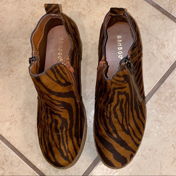 Bamboo Wedge Booties - Picture 2 of 10